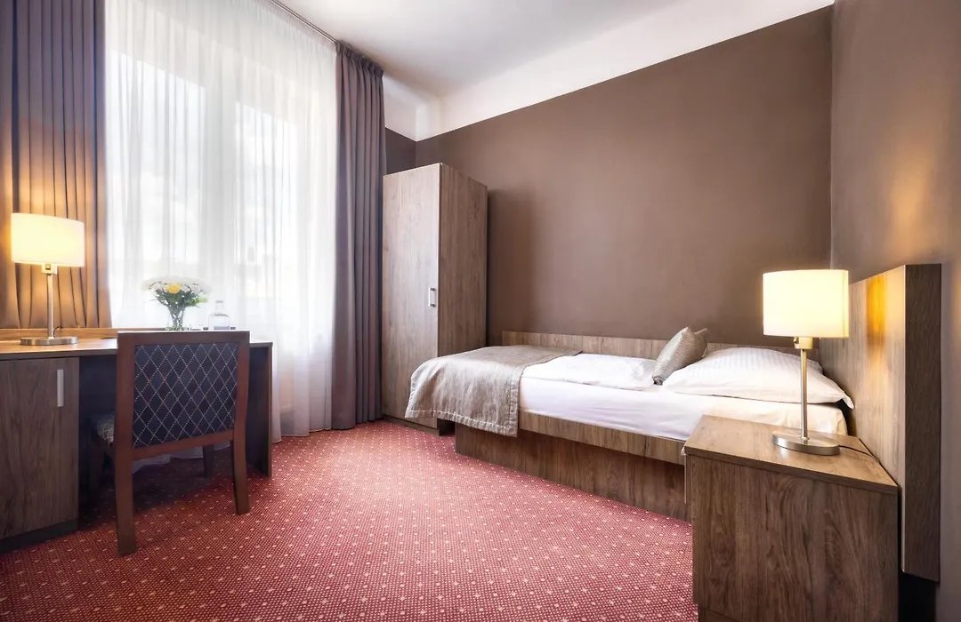 Hotel Harmony-1